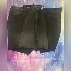 New Ava & viv high rise Bermuda Jean shorts 🛍